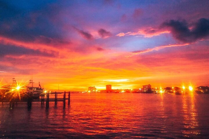 Private Sunset Crab island Tour up to 6 people captain - Photo 1 of 13